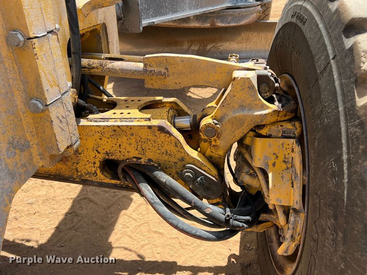 image for item DK7004 2008 John Deere 772D  motor grader