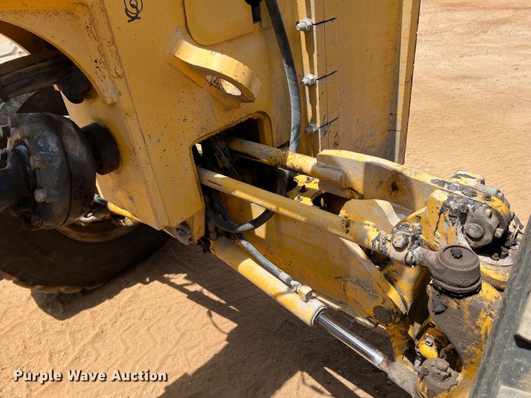 image for item DK7004 2008 John Deere 772D  motor grader