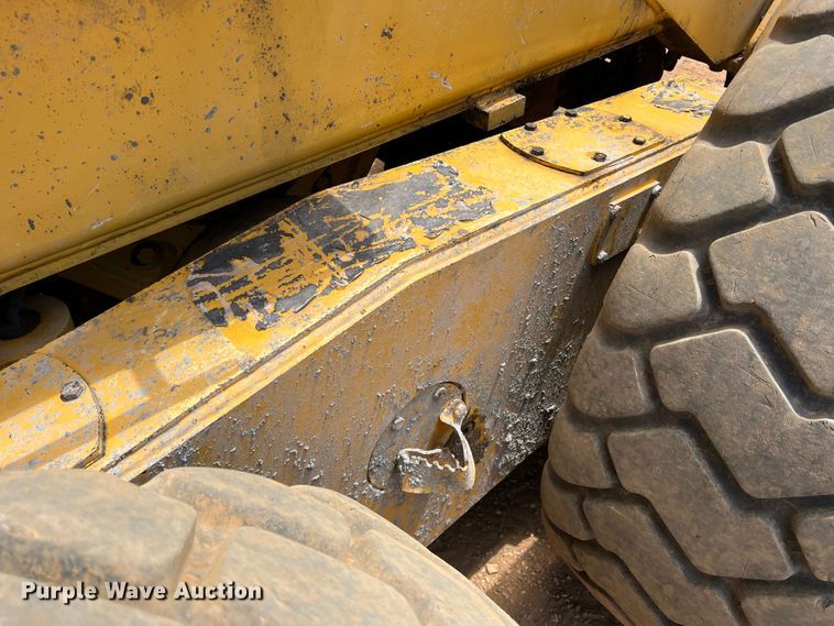 image for item DK7004 2008 John Deere 772D  motor grader