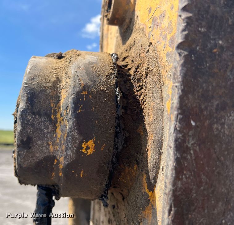 image for item DK7009 2011 Komatsu PC350LC-8  excavator