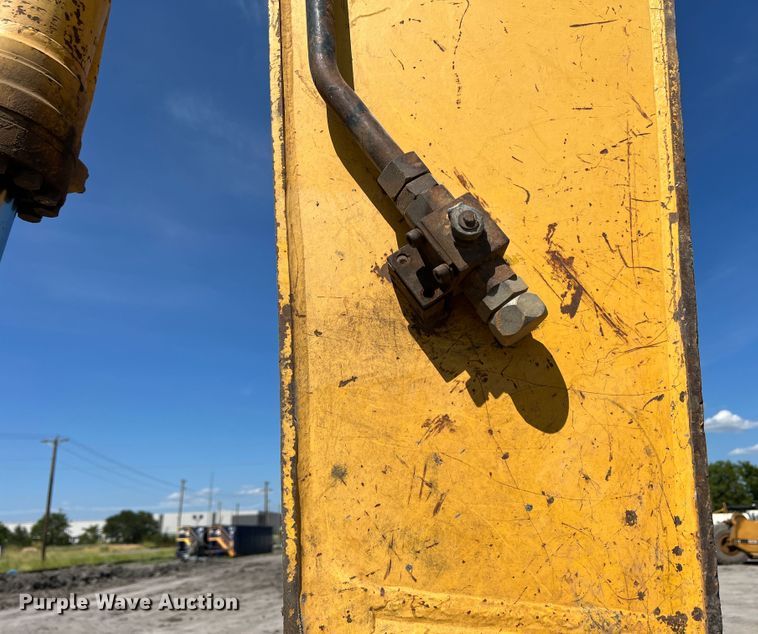 image for item DK7009 2011 Komatsu PC350LC-8  excavator