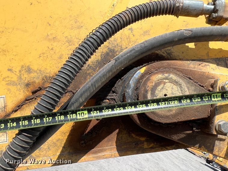 image for item DK7009 2011 Komatsu PC350LC-8  excavator