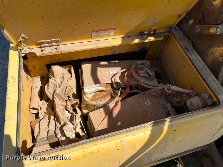 image for item DK7009 2011 Komatsu PC350LC-8  excavator