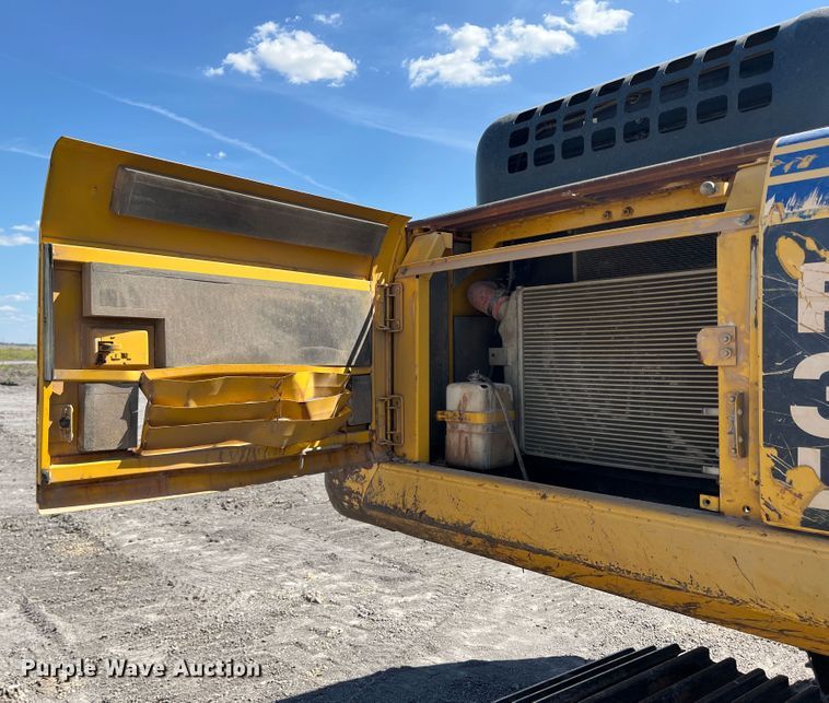 image for item DK7009 2011 Komatsu PC350LC-8  excavator