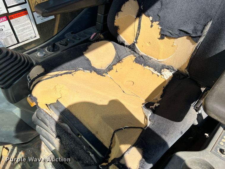 image for item DK7009 2011 Komatsu PC350LC-8  excavator