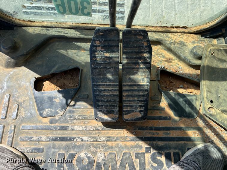 image for item DK7009 2011 Komatsu PC350LC-8  excavator