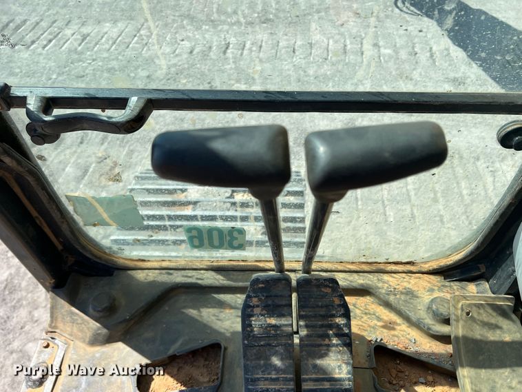 image for item DK7009 2011 Komatsu PC350LC-8  excavator