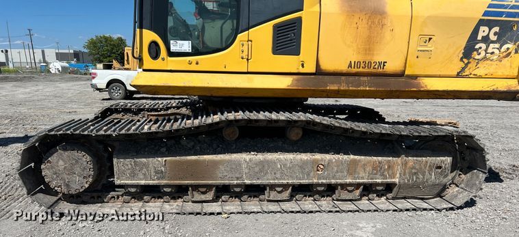 image for item DK7009 2011 Komatsu PC350LC-8  excavator