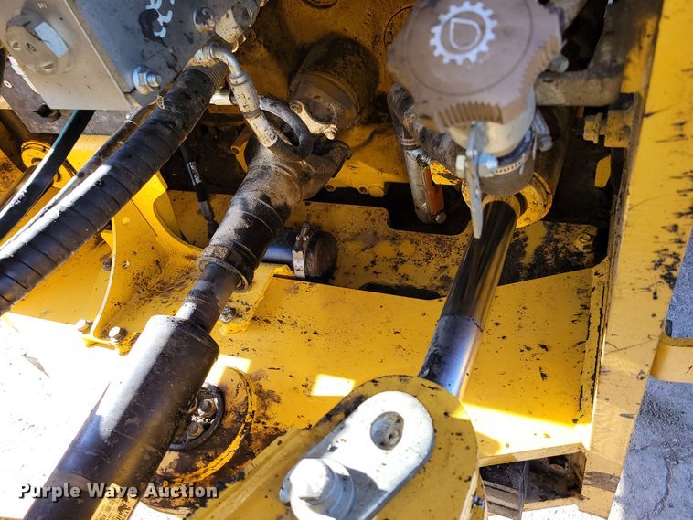 image for item DM2474 2015 John Deere 824K-II  wheel loader