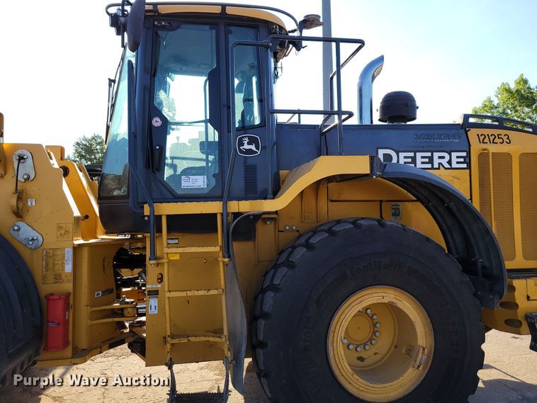 image for item DM2474 2015 John Deere 824K-II  wheel loader