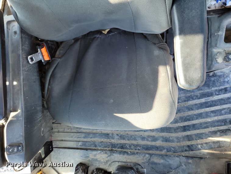 image for item DM2474 2015 John Deere 824K-II  wheel loader