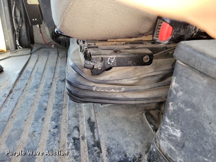 image for item DM2474 2015 John Deere 824K-II  wheel loader