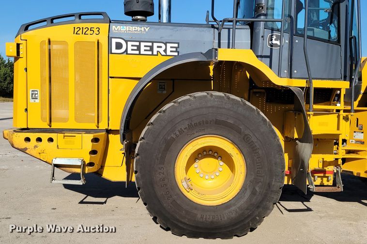 image for item DM2474 2015 John Deere 824K-II  wheel loader