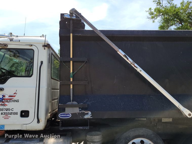 image for item DM2476 2007 Mack CV713 Granite  dump truck