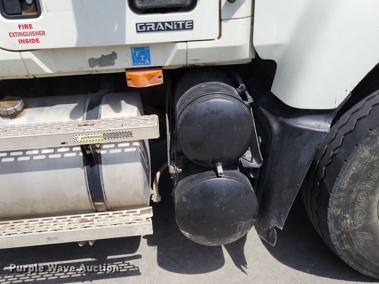 image for item DM2476 2007 Mack CV713 Granite  dump truck