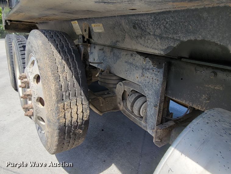 image for item DM2476 2007 Mack CV713 Granite  dump truck