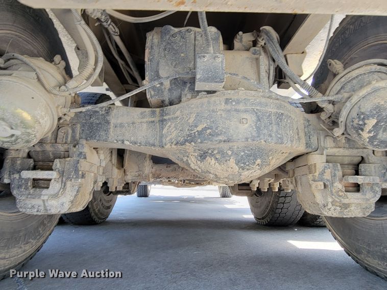 image for item DM2476 2007 Mack CV713 Granite  dump truck