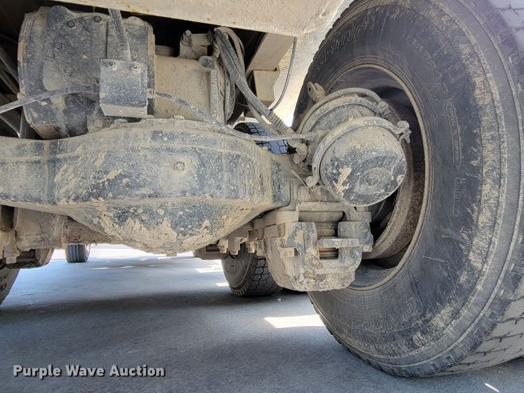 image for item DM2476 2007 Mack CV713 Granite  dump truck