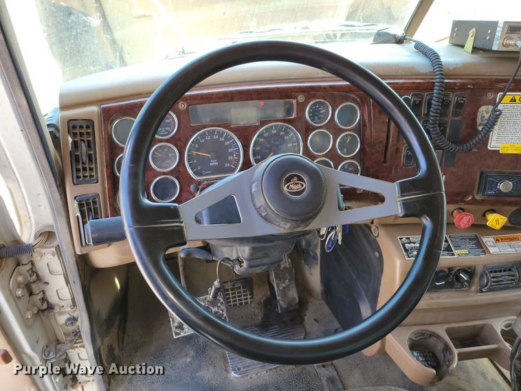 image for item DM2476 2007 Mack CV713 Granite  dump truck