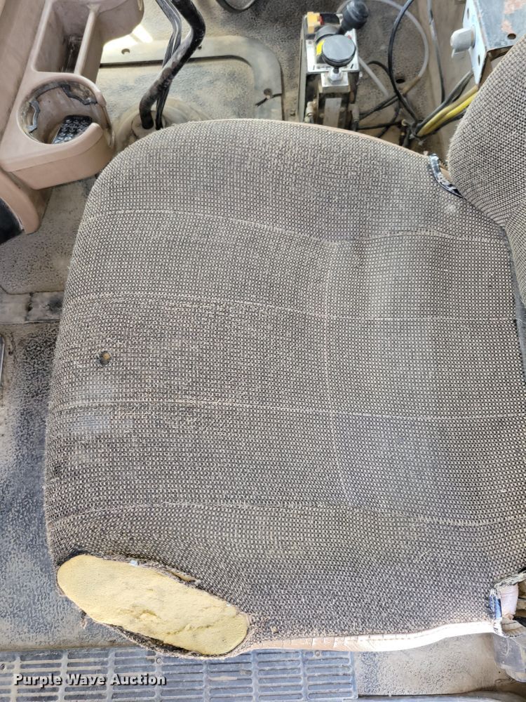 image for item DM2476 2007 Mack CV713 Granite  dump truck