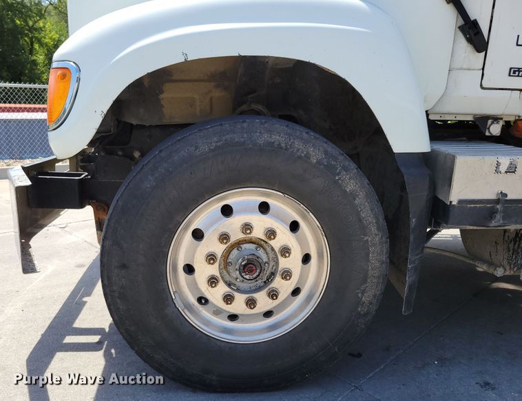 image for item DM2476 2007 Mack CV713 Granite  dump truck