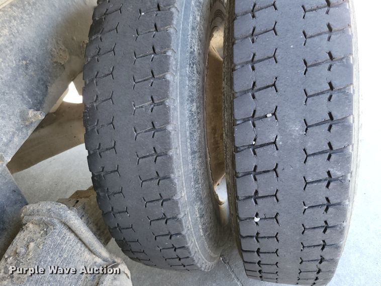 image for item DM2476 2007 Mack CV713 Granite  dump truck