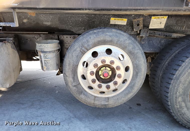 image for item DM2476 2007 Mack CV713 Granite  dump truck