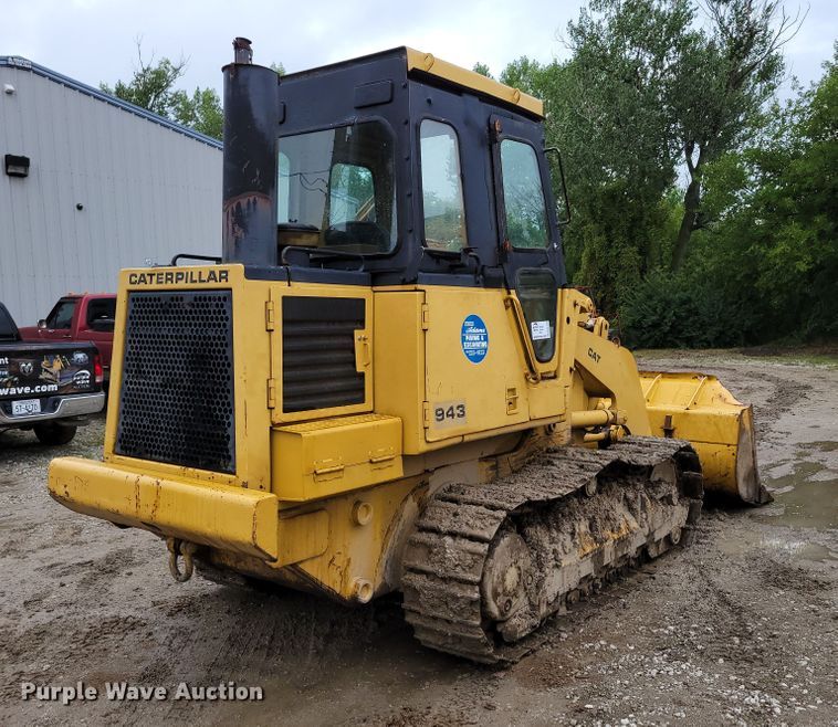 image for item DM2478 1983 Caterpillar 943  track loader