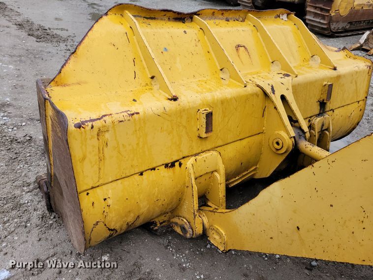 image for item DM2478 1983 Caterpillar 943  track loader