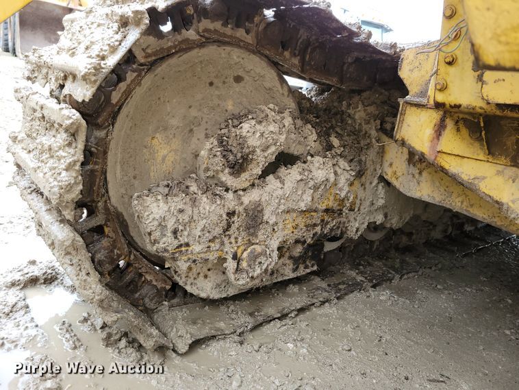 image for item DM2478 1983 Caterpillar 943  track loader