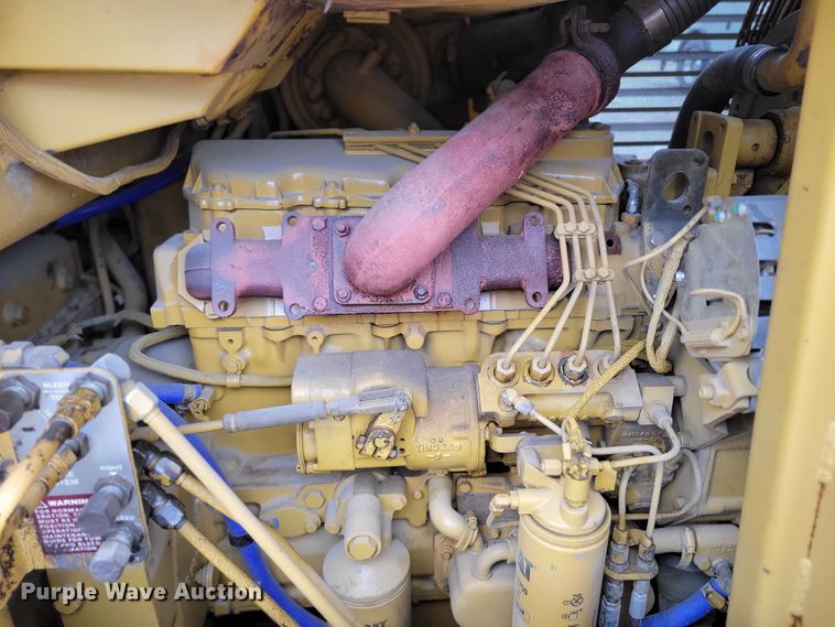 image for item DM2478 1983 Caterpillar 943  track loader