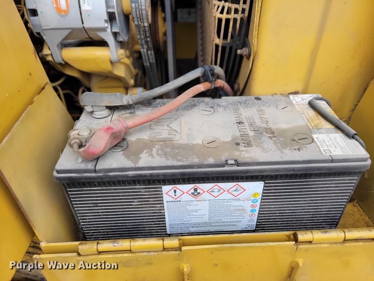 image for item DM2478 1983 Caterpillar 943  track loader