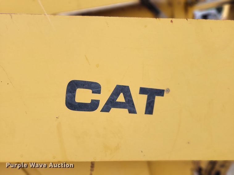 image for item DM2478 1983 Caterpillar 943  track loader