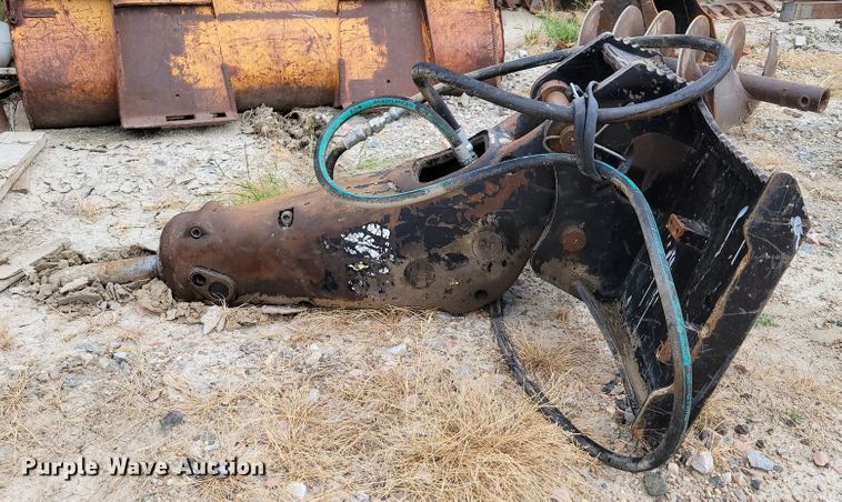 image for item DM2482 Caterpillar  skid steer breaker