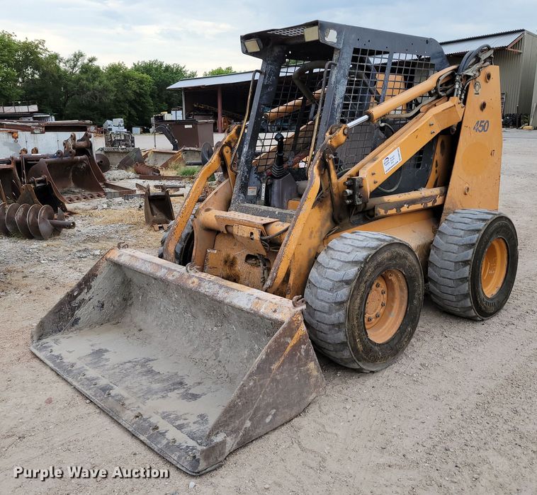 image for item DM2483 2005 Case 450  skid steer loader