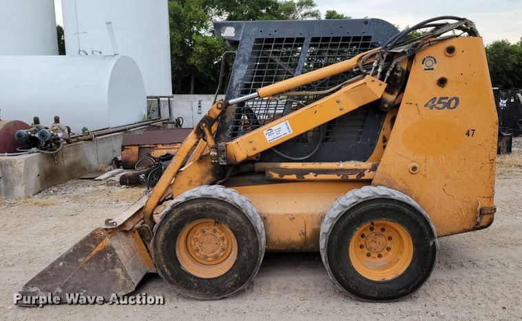 image for item DM2483 2005 Case 450  skid steer loader