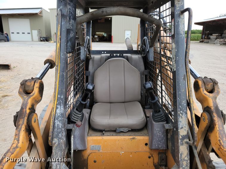 image for item DM2483 2005 Case 450  skid steer loader