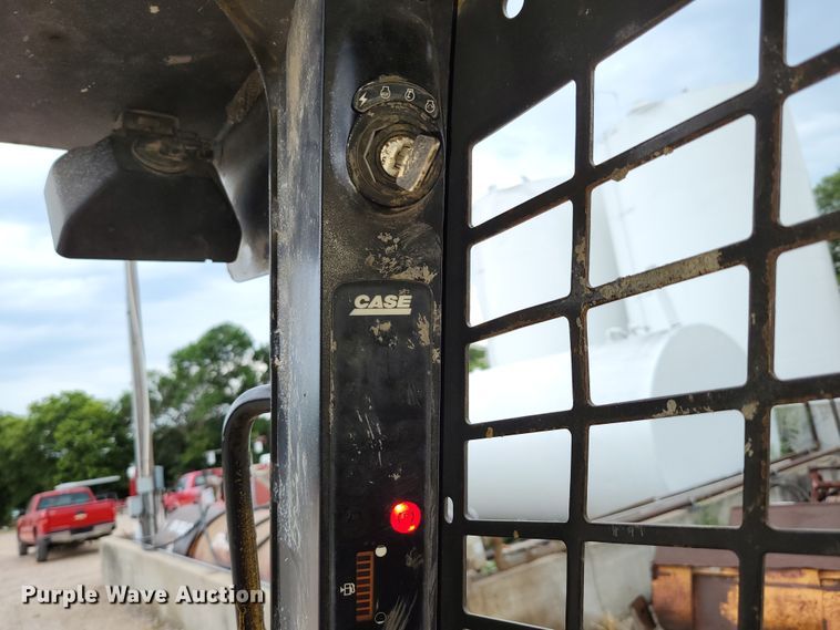 image for item DM2483 2005 Case 450  skid steer loader