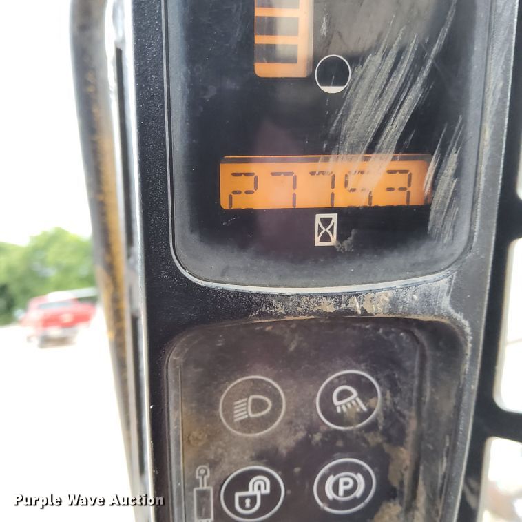 image for item DM2483 2005 Case 450  skid steer loader