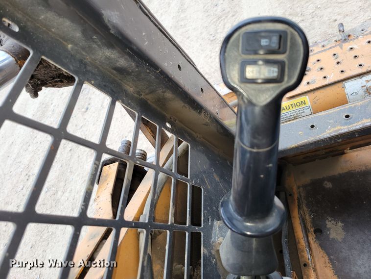 image for item DM2483 2005 Case 450  skid steer loader