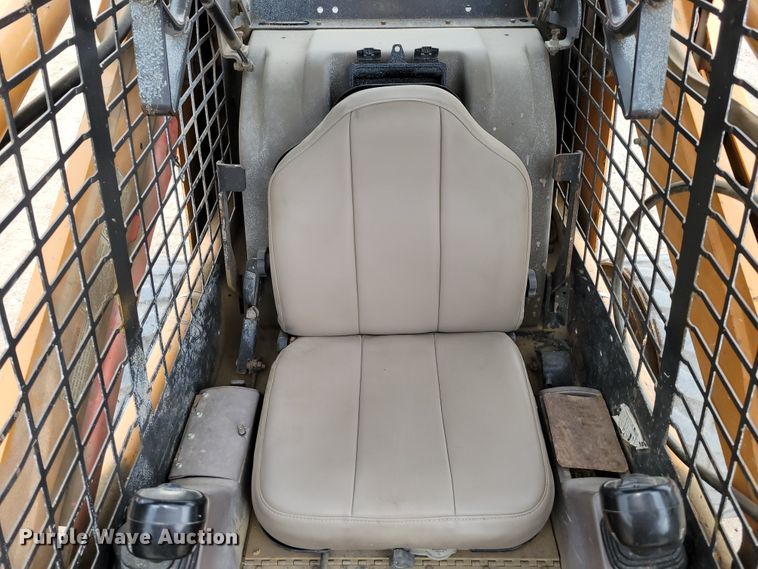 image for item DM2483 2005 Case 450  skid steer loader