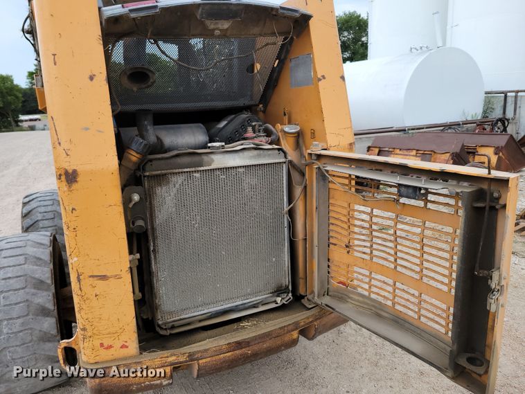 image for item DM2483 2005 Case 450  skid steer loader