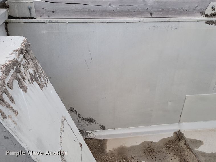 image for item DM2485 2001 Kenworth T800  dump truck