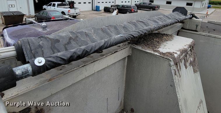 image for item DM2485 2001 Kenworth T800  dump truck