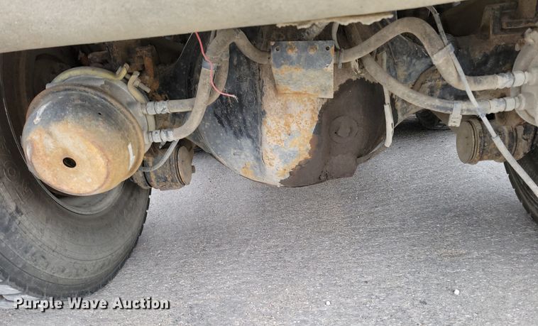 image for item DM2485 2001 Kenworth T800  dump truck