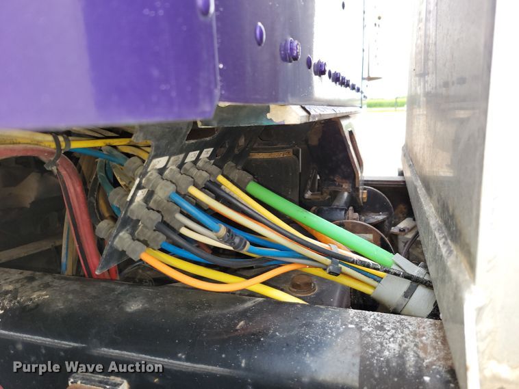 image for item DM2485 2001 Kenworth T800  dump truck