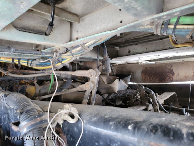 image for item DM2485 2001 Kenworth T800  dump truck