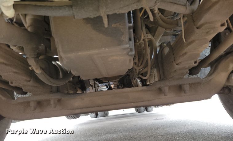 image for item DM2485 2001 Kenworth T800  dump truck