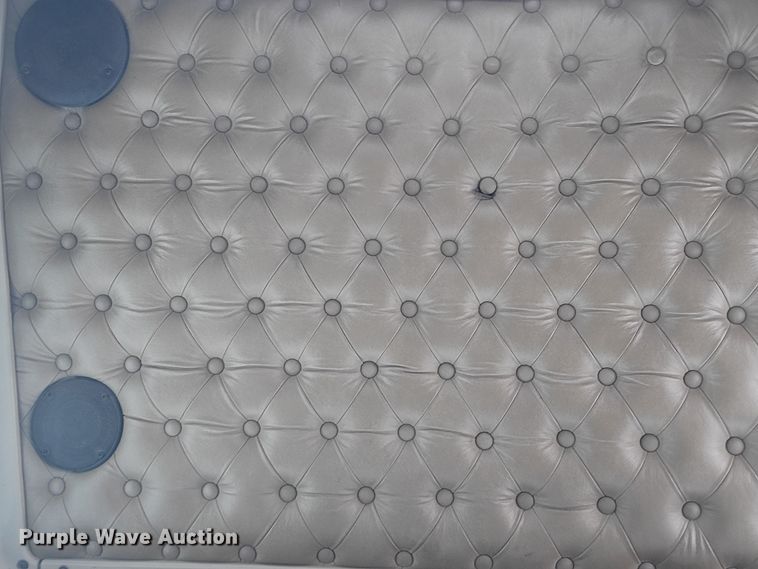 image for item DM2485 2001 Kenworth T800  dump truck