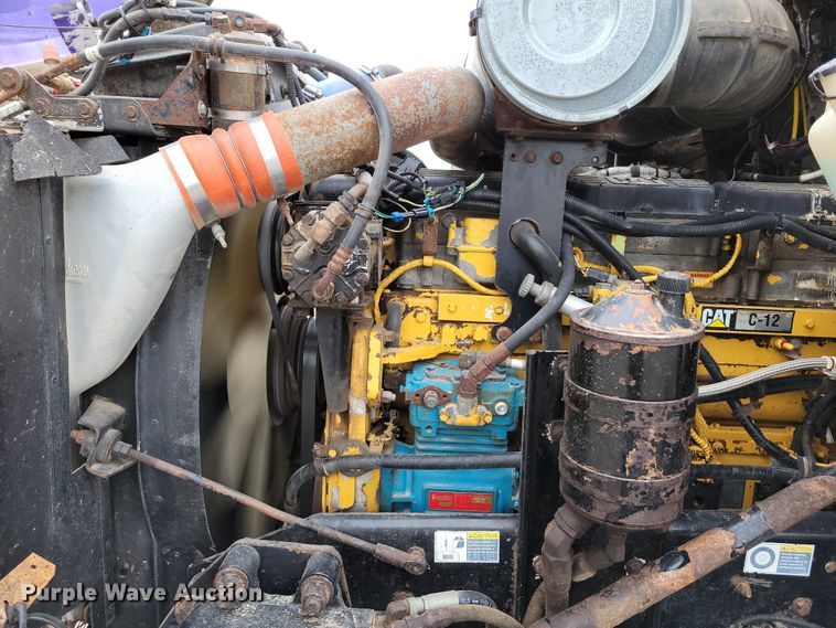 image for item DM2485 2001 Kenworth T800  dump truck